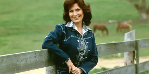 How “Coal Miner’s Daughter” Became Loretta Lynn’s Biggest Hit