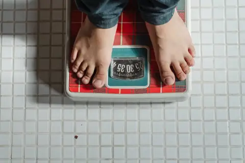 The 5 Secrets of People Who Stay Slim Without Trying