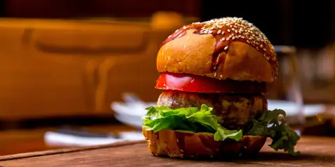 This Quick Air Fryer Burger Method Delivers Big Flavor With No Mess